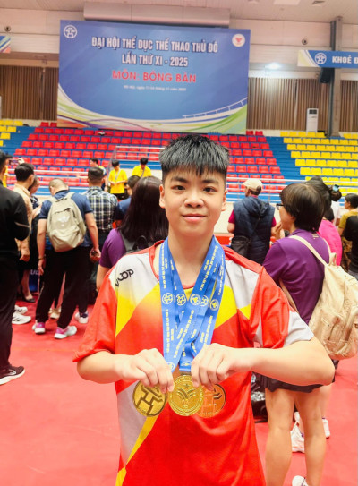 VINH DANH HỌC SINH VŨ THÁI BẰNG LỚP 8A2– NIỀM TỰ HÀO THCS VĂN YÊN!