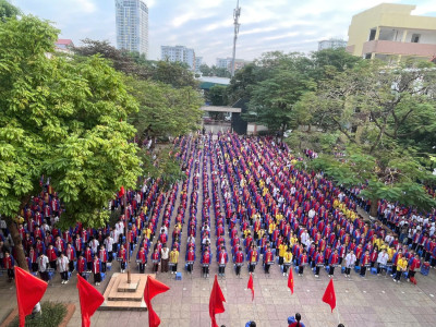 TUYÊN TRUYỀN, KÝ CAM KẾT THỰC HIỆN QUY ĐỊNH PHÁP LUẬT