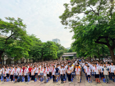 CHÀO ĐÓN HỌC SINH LỚP 6 – HÀNH TRÌNH MỚI, NIỀM VUI MỚI TẠI TRƯỜNG THCS VĂN YÊN