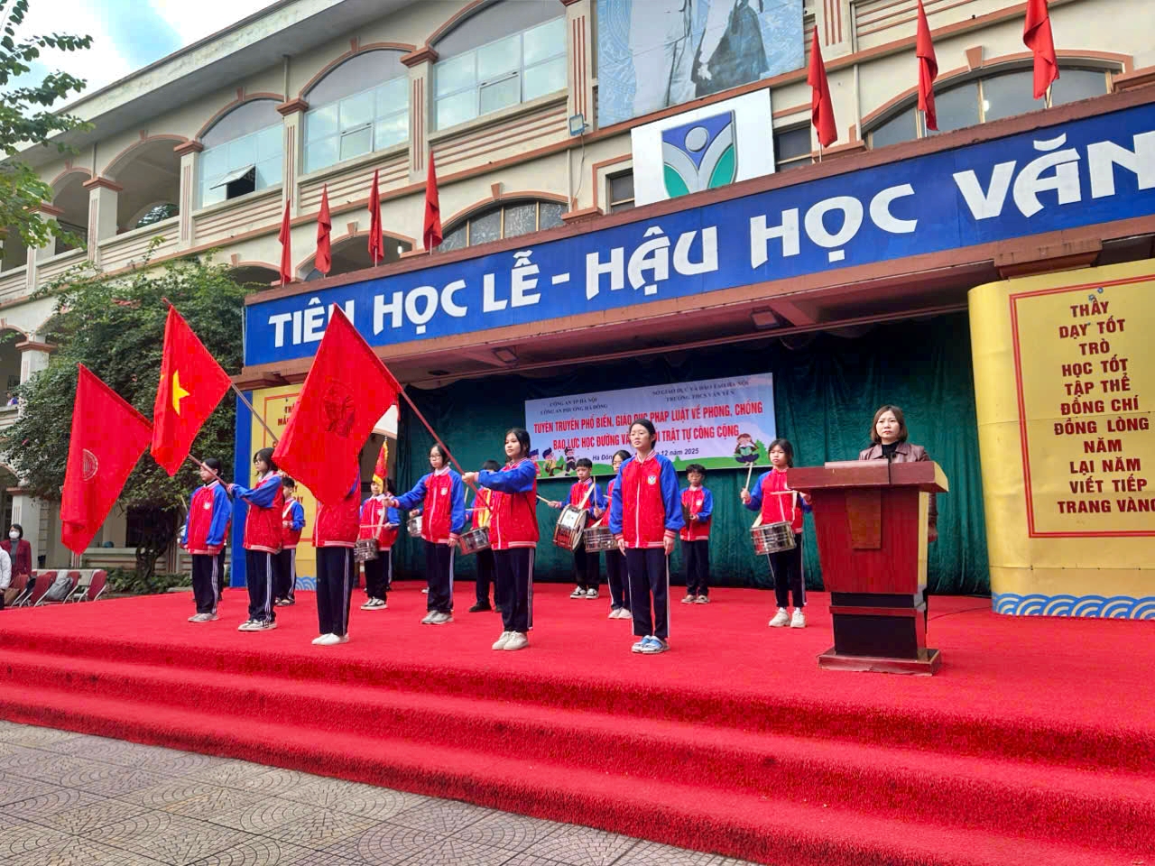 TUYÊN TRUYỀN – PHỔ BIẾN PHÁP LUẬT VỀ PHÒNG, CHỐNG BẠO LỰC HỌC ĐƯỜNG Trường THCS Văn Yên