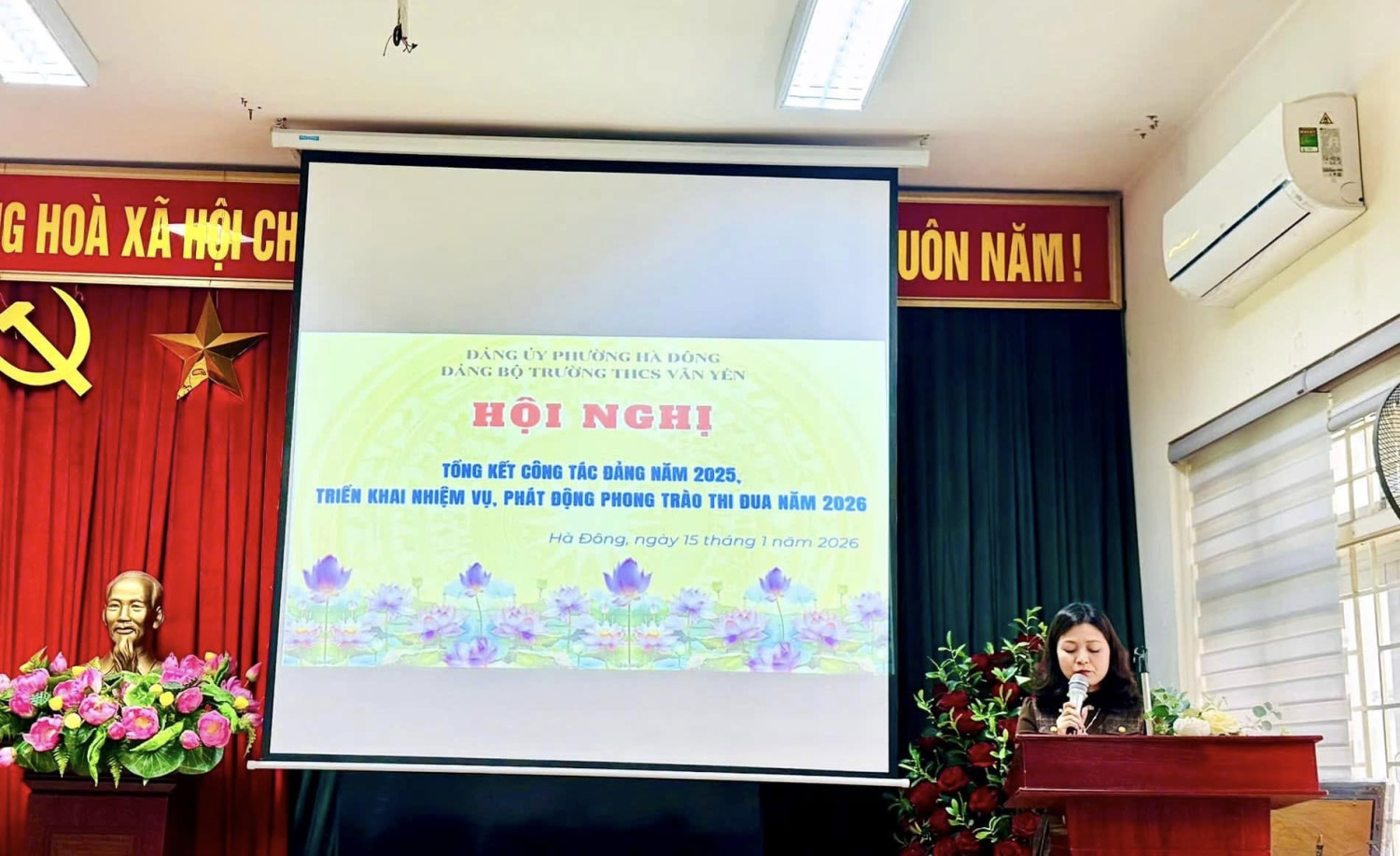 HỘI NGHỊ TỔNG KẾT NĂM 2025 – TRIỂN KHAI NHIỆM VỤ NĂM 2026  ĐẢNG BỘ TRƯỜNG THCS VĂN YÊN