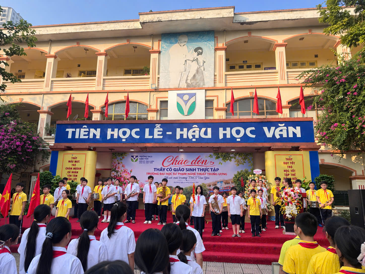 CHÀO ĐÓN ĐOÀN GIÁO SINH THỰC TẬP ĐẾN TỪ TRƯỜNG ĐẠI HỌC SƯ PHẠM NGHỆ THUẬT TRUNG ƯƠNG