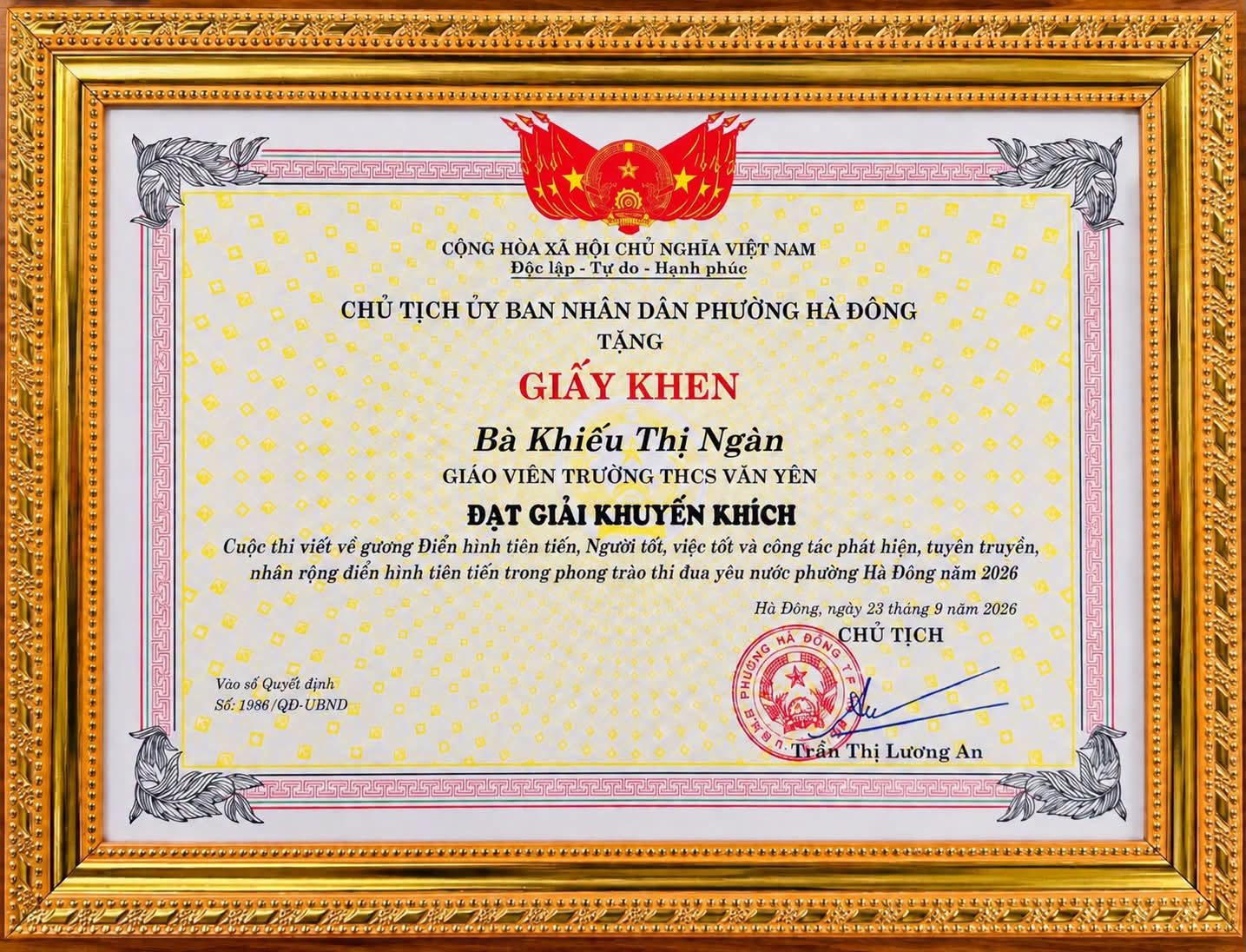 TRƯỜNG THCS VĂN YÊN CHÚC MỪNG THÀNH TÍCH CỦA CÔ GIÁO KHIẾU THỊ NGÀN
